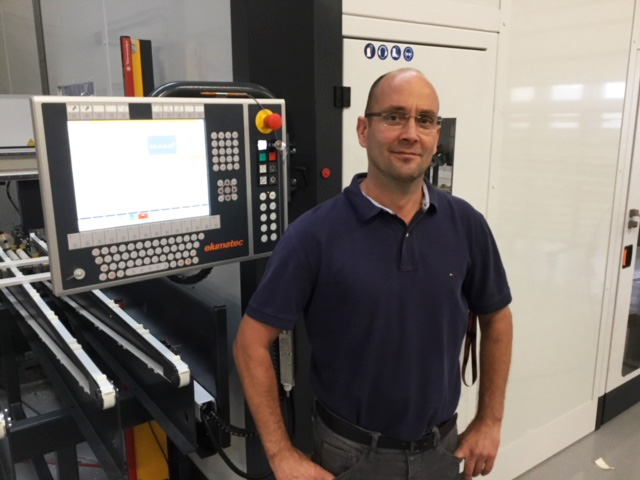 UNIK FUNKIS VINDUER & DØRE A/S 